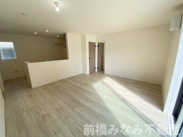 高崎市江木町23-1期　５号棟(全３棟)　リナージュ　新築建売分譲の居間・リビング|リビングです