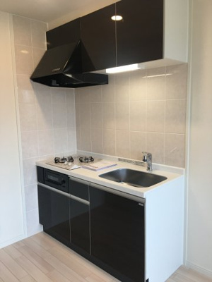 【キッチン】 | Casa美輪Ⅱ | ２口コンロ付き♪収納スペースもたっぷり♪