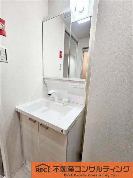 ジークレフ武庫川の独立洗面台