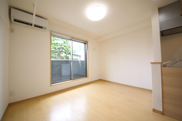 Woody Livinの洋室