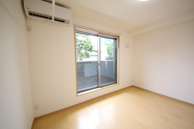 Woody Livinの洋室