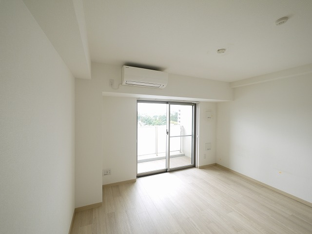 T・Kビル西大寺　NORTHの居間・リビング|ゆったり過ごせる居間です