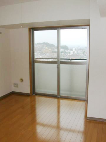 エクセレントの居間・リビング|居室1