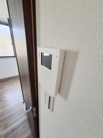 西宮市今津山中町の賃貸マンションのセキュリティ