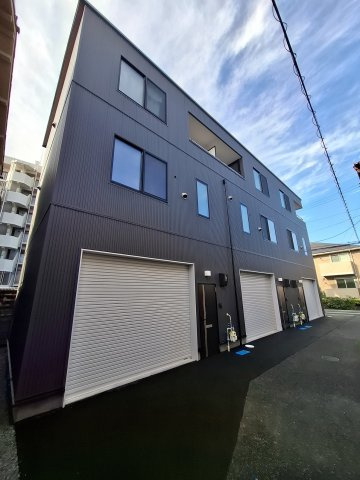 西宮市今津山中町の賃貸マンションの外観