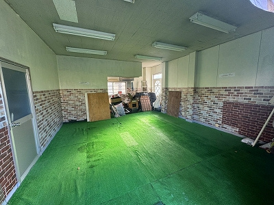 松屋明石町ビルのロビー