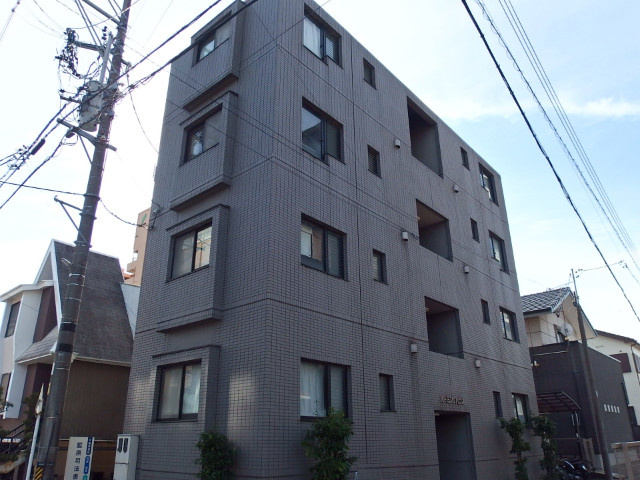 ルーミングハウスの外観