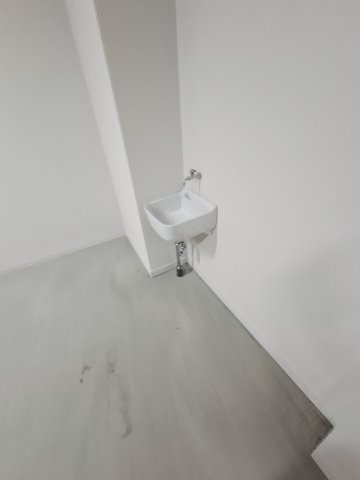 西宮市今津山中町の賃貸マンションの内装|反転タイプ