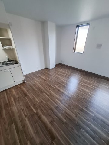 西宮市今津山中町の賃貸マンションの居間・リビング|反転タイプ