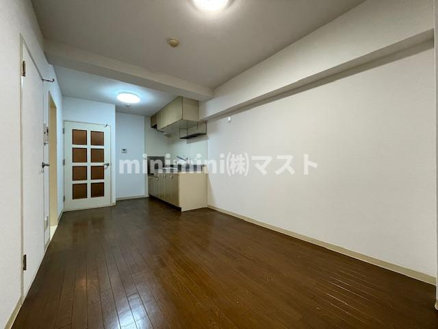 ラパンジール恵美須Ⅱの居間・リビング