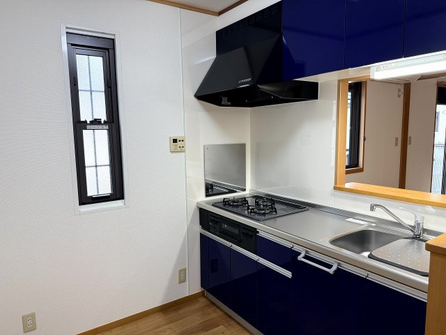 ハートフルハイツの居間・リビング