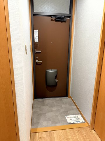 ハートフルハイツの玄関