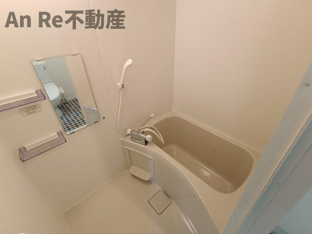 エスビーメゾン南鳩ケ谷の浴室