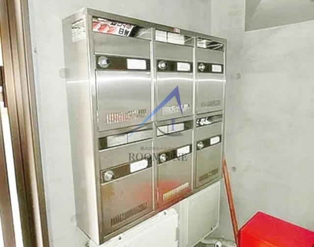 ブランメゾンのその他共用部分|集合ポストです。