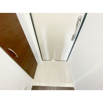 【玄関】 | プレール・ドゥーク西新井Ⅱ