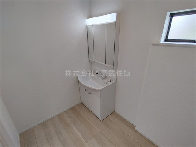 【独立洗面台】 | 吉見町東野第２１　全１棟 | 独立洗面台、朝の身支度には欠かせません