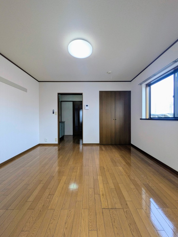 グランドゥール（錦町5丁目）の居間・リビング