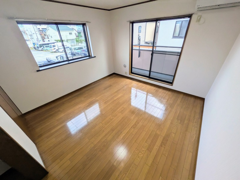 グランドゥール（錦町5丁目）の居間・リビング