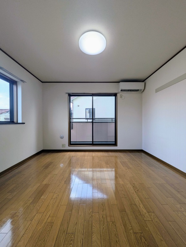 グランドゥール（錦町5丁目）の居間・リビング