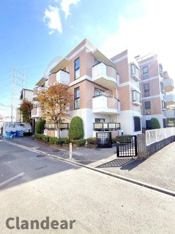 グリーンパーク五反野Ⅷの外観|ドキドキの新生活も、安心してスタート。ぴったりの住まいを見つけませんか？クランディアが一緒に住まい選びをサポートします‼　まずは、お気軽にお問合せください　＃クランディア