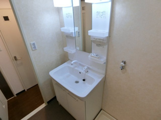 【洗面所】