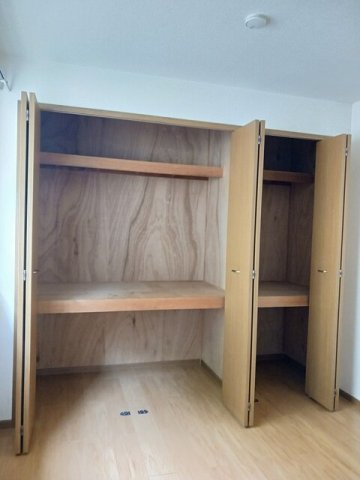 メープル焼山　Ｃの収納