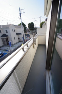 【バルコニー】 | 【仲介手数料無料！！】府中市日新町3丁目　新築戸建て（全9棟）D号棟　5250万円