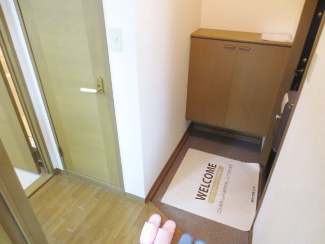 ユーハイツの玄関