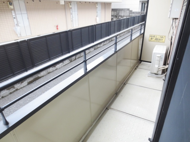 ユーハイツのバルコニー