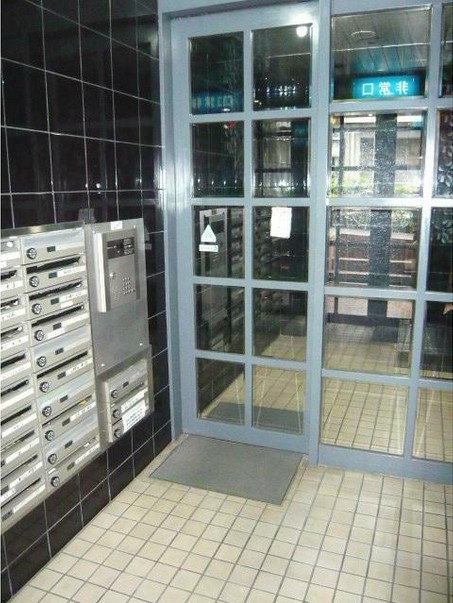 【エントランス】