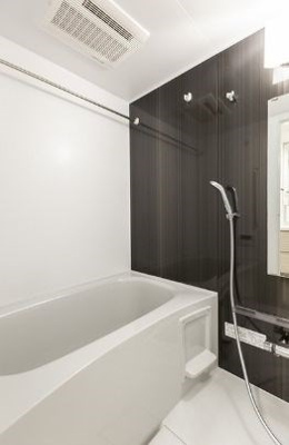 【浴室】 | シーズンフラッツ上野御徒町 | 落ち着いた空間のお風呂です