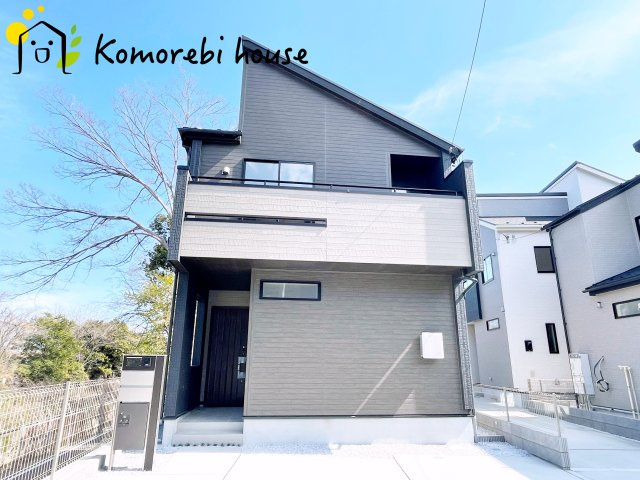 上尾市瓦葺　2期　新築一戸建て　ブルーミングガーデン　01の外観|外観もきれいです
