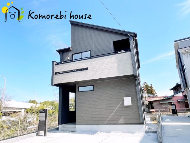上尾市瓦葺　2期　新築一戸建て　ブルーミングガーデン　01の外観|外観もきれいです