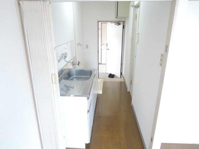 ドエル国立の内装|※別部屋の写真です