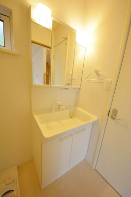 【独立洗面台】 | リヴェール