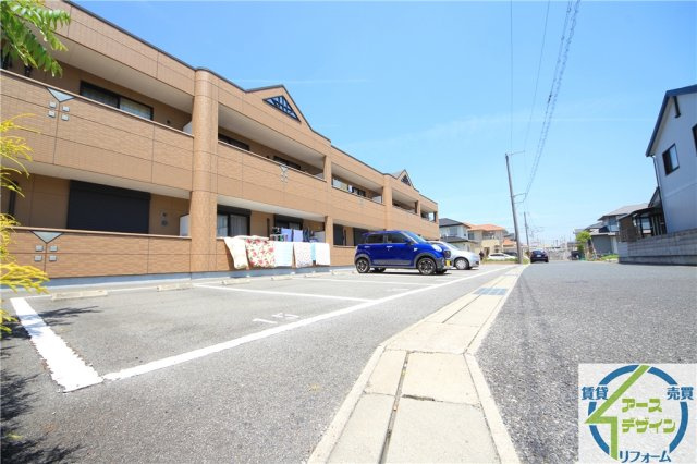 サンタモーレの駐車場