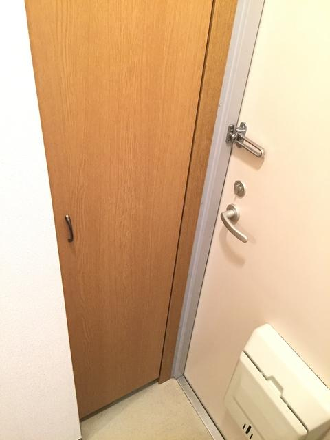 川崎市麻生区百合丘１丁目の賃貸マンションの玄関|参考画像