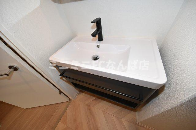 セレニテ難波ミラク参番館