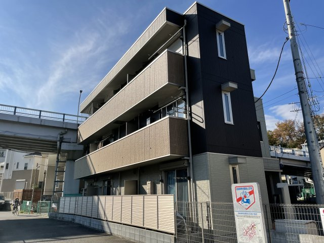 川崎市多摩区生田８丁目のアパート