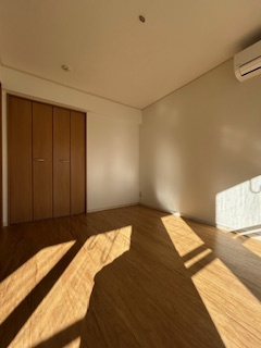 成晃マンションの洋室|スタンダードな洋室です