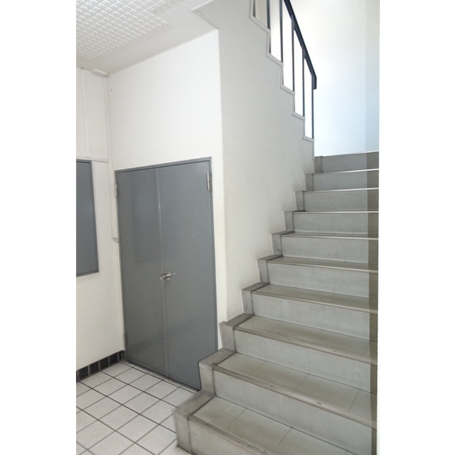 Ｓ＆Ｓビルのロビー