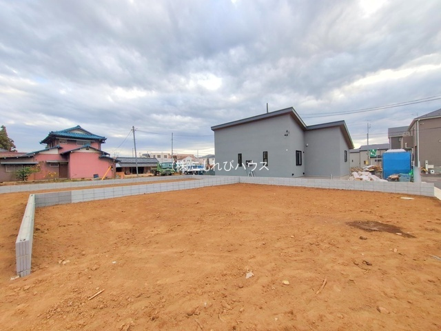 上尾市瓦葺　2期　新築一戸建て　ブルーミングガーデン　03