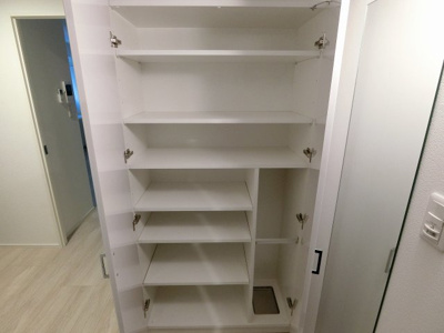 【玄関】 | LIMERESIDENCEMACHIDA(ライムレジデンスマチダ) | 別号室参照