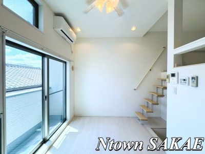 【居間・リビング】 | SANCTUARY | ゆったりとしたリビングです