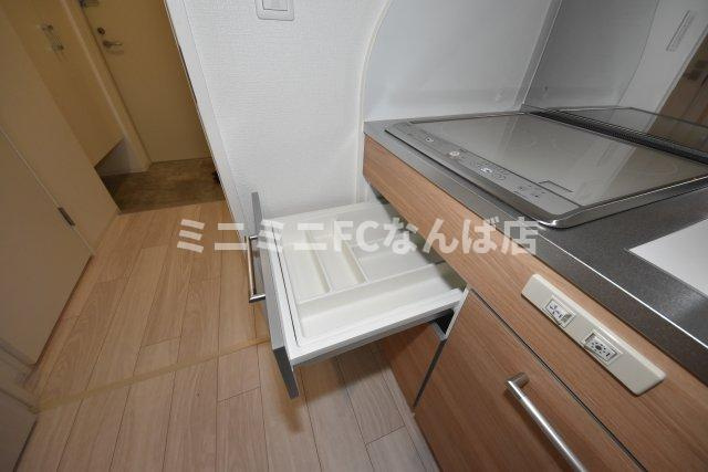 セレニテ南堀江エクラ