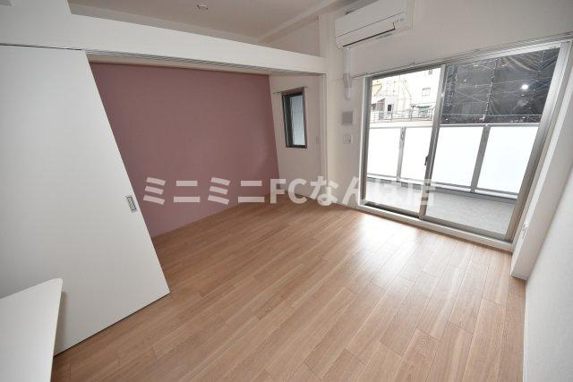 セレニテ南堀江エクラの居間・リビング