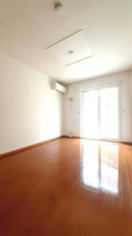 クリスタルシュトラーセⅠの居間・リビング