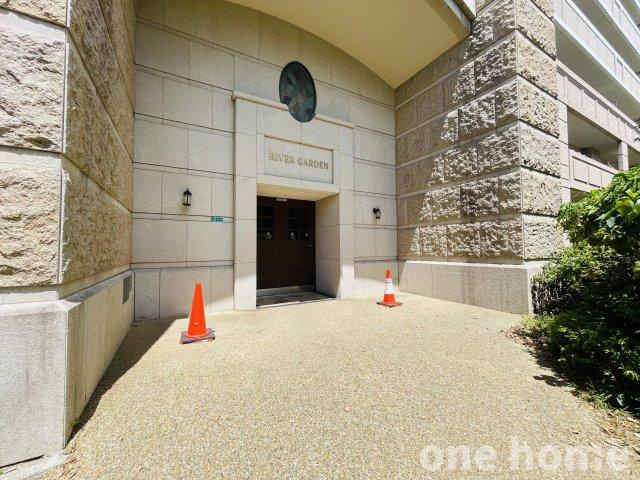 三国の川辺の森リバーガーデンのエントランス|◆洗練されたマンションエントランスです！
◆総戸数197戸の管理良好なビッグコミュニティ！管理人常駐で安心です！