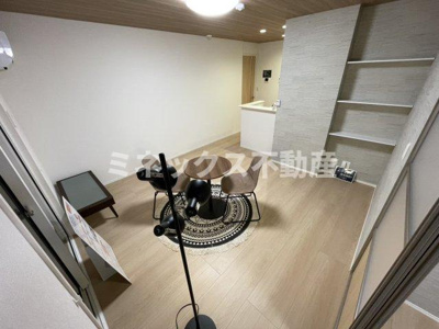 【居間・リビング】 | カサグランデ松山 | 警備保障会社ALSOK付き