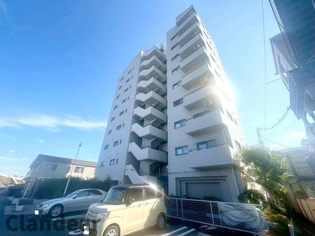 北千住ビューハイツの外観|ドキドキの新生活も、安心してスタート。ぴったりの住まいを見つけませんか？クランディアが一緒に住まい選びをサポートします‼　まずは、お気軽にお問合せください　＃クランディア